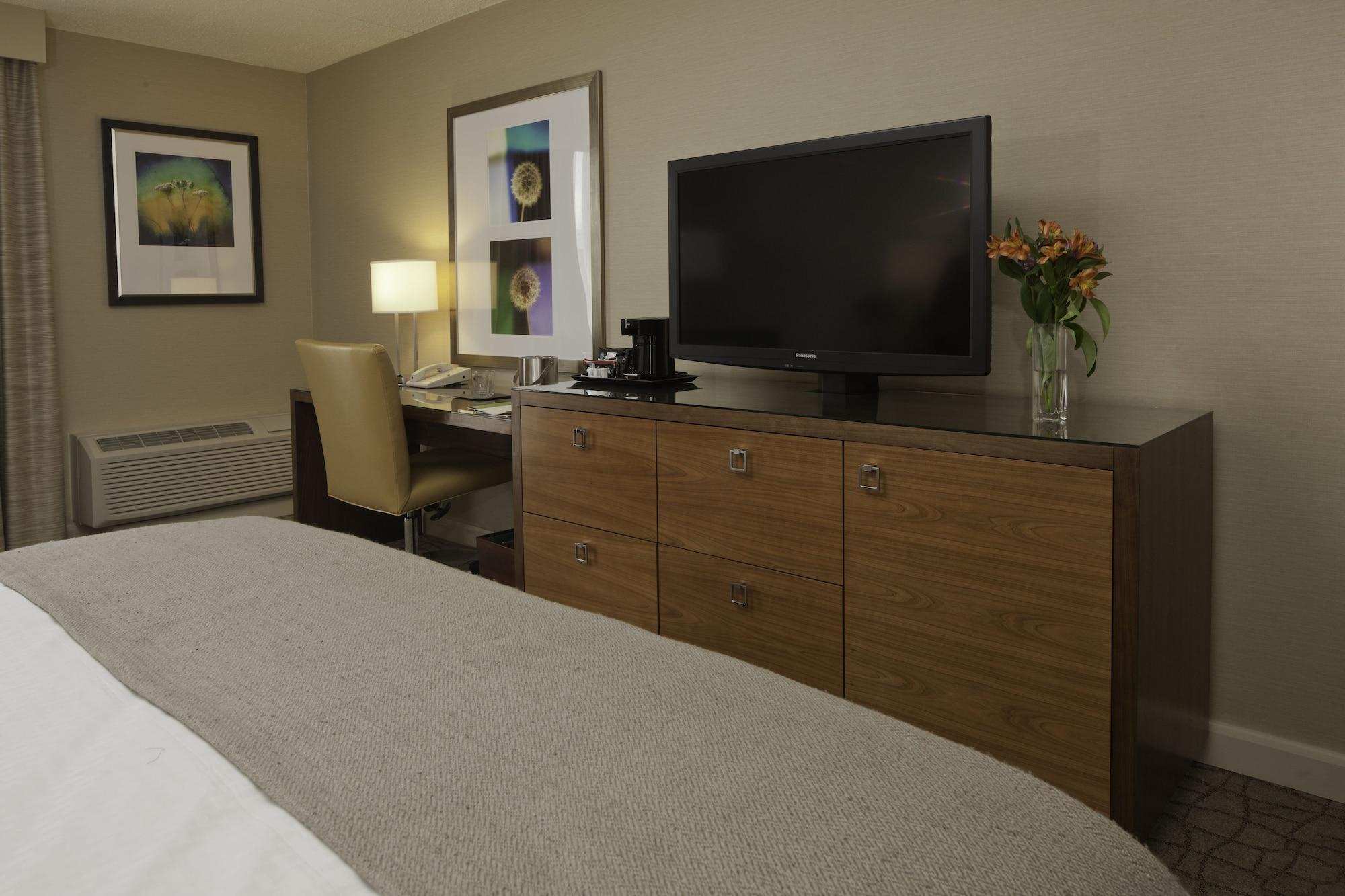 Doubletree By Hilton Pittsburgh-green Tree Crafton