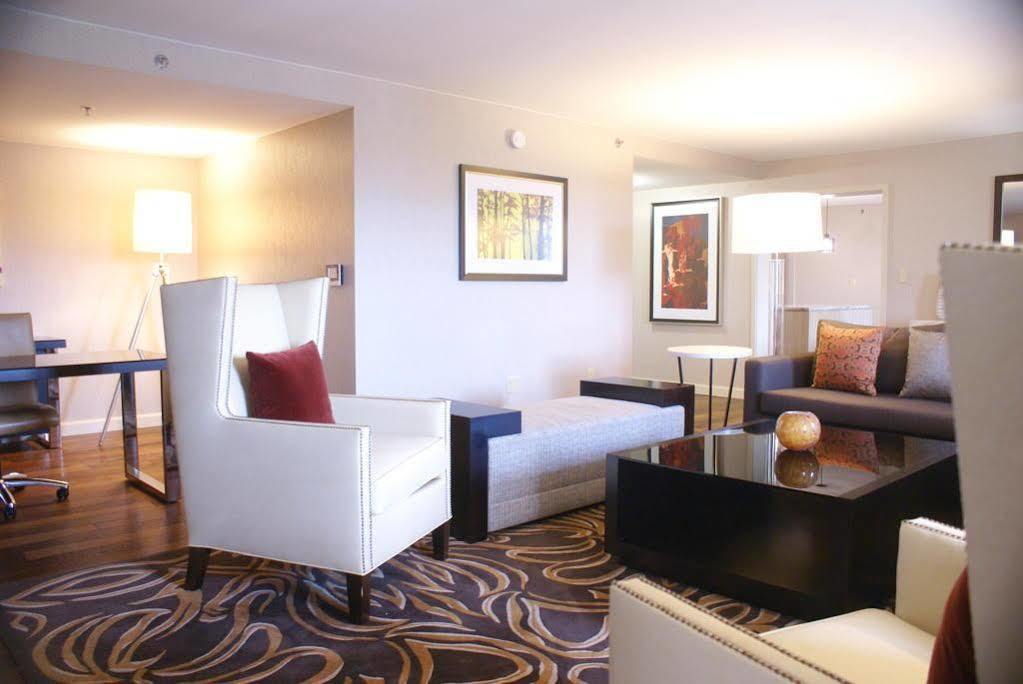Doubletree By Hilton Pittsburgh-green Tree 4* Crafton